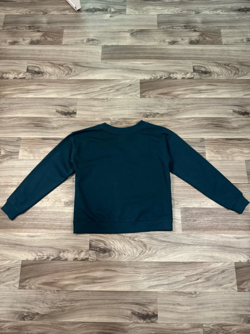 PACT Women's Courtside V-Neck Sweatshirt in Celestial Green Size Small